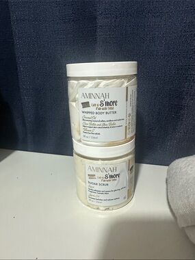 Aminnah smore whipped body and sugar scrub